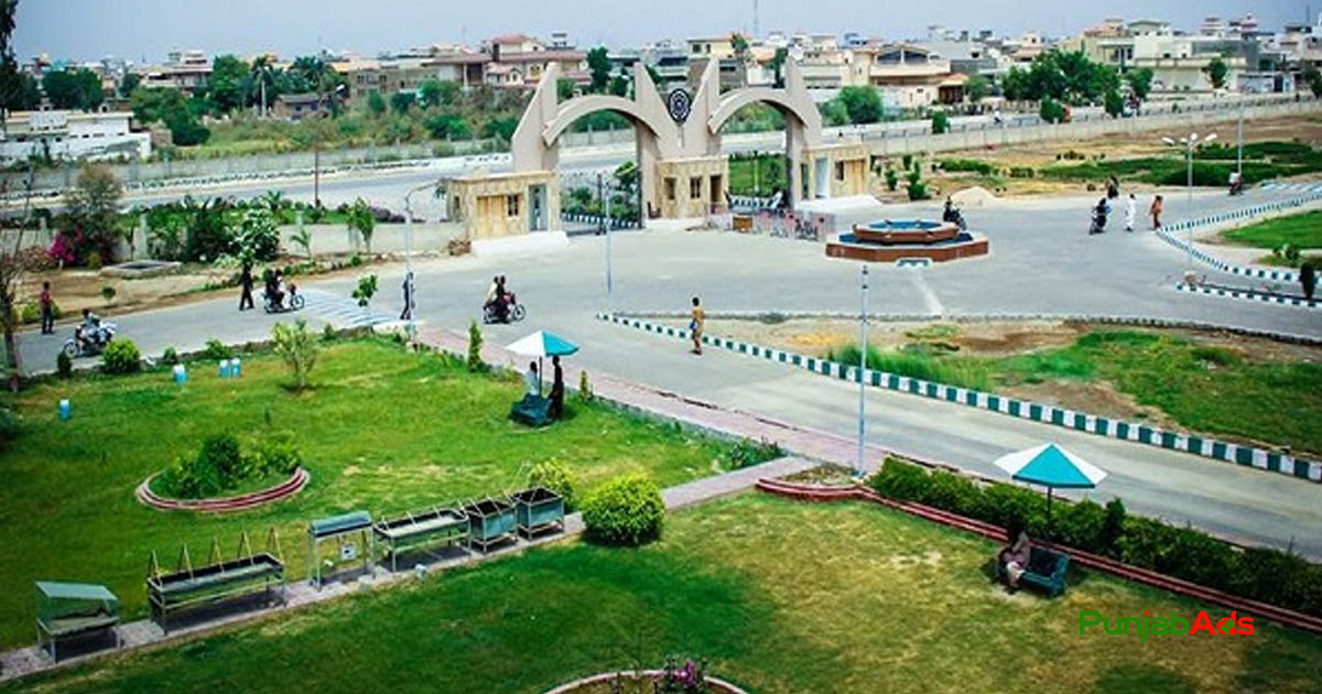 Top 10 Restaurants in Nawabshah