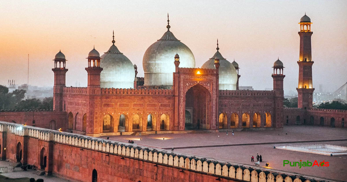 Top 10 Places in Lahore