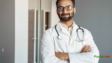 Top 10 Doctors in Manjhand