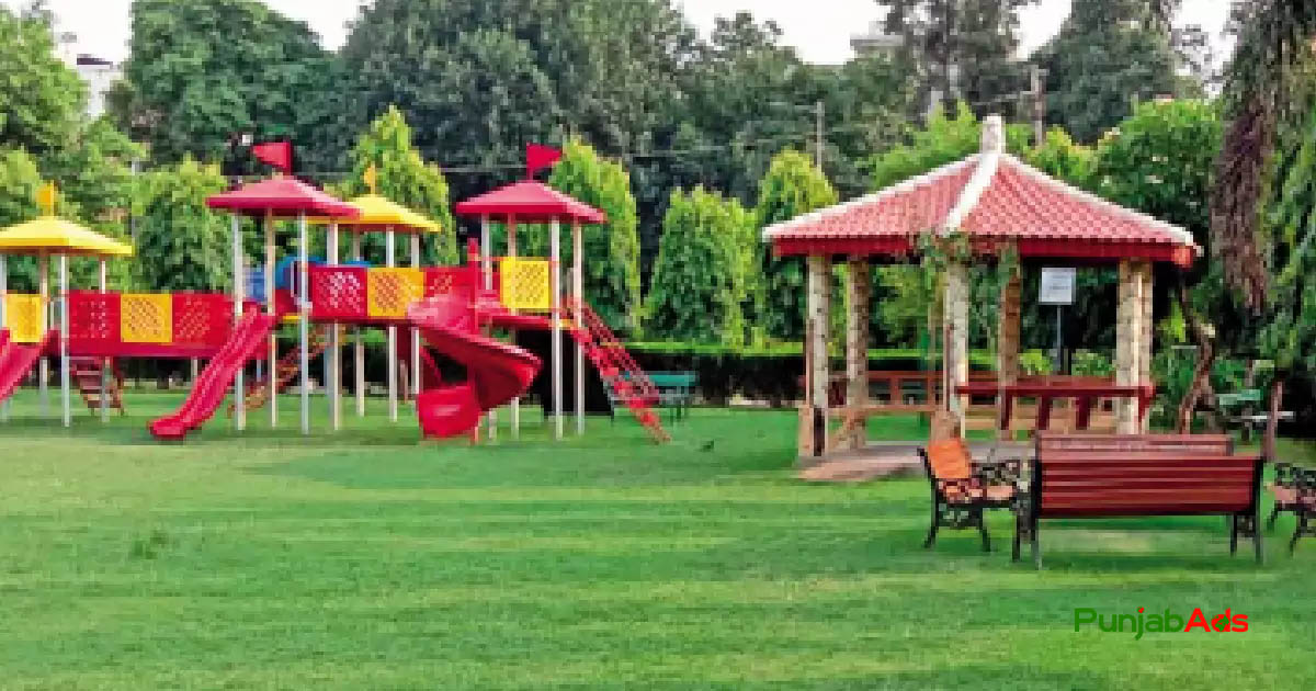 Top 10 Parks in Takht-i-Bahi
