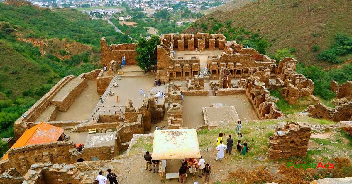 Top 10 Places in Takht-i-Bahi