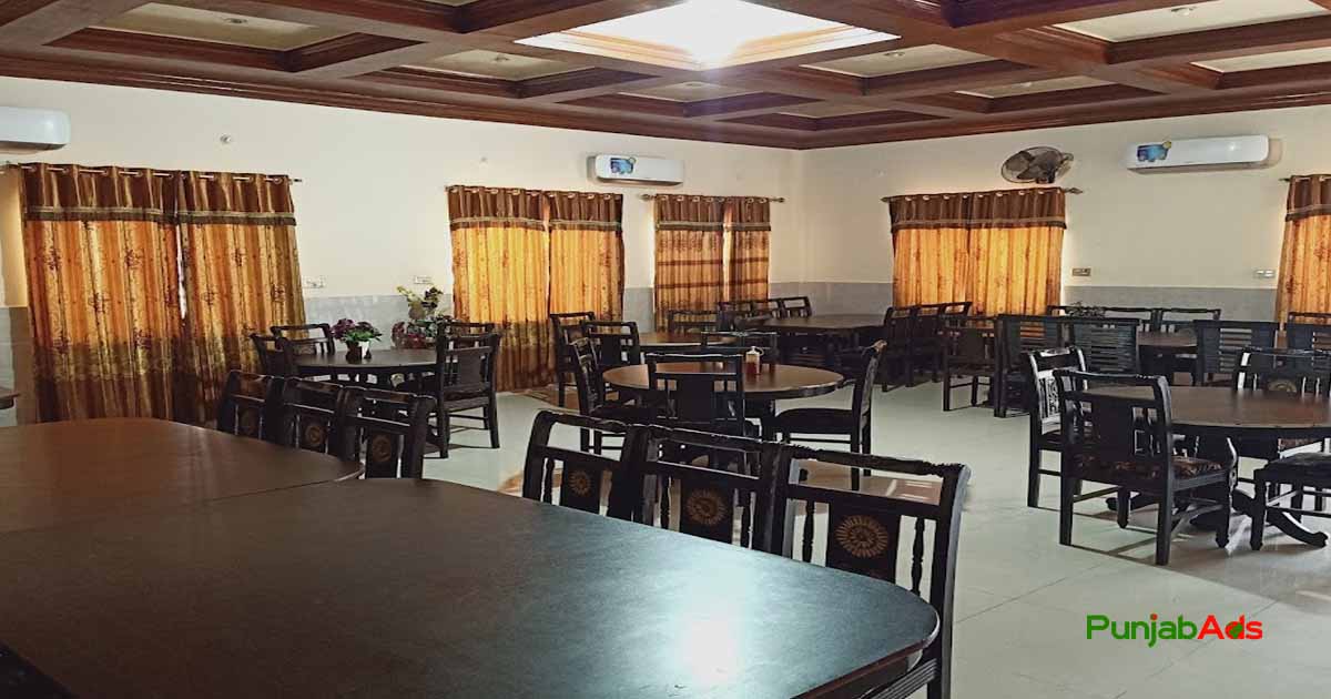 Top 10 Restaurants in Moro
