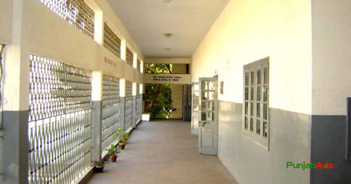 Top 10 Schools in Kiamari